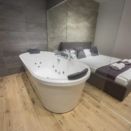 Pensjonat Empire Luxury